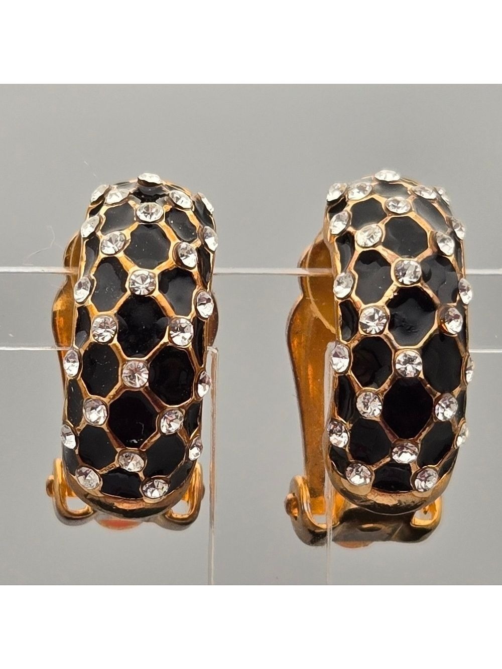 ✨2/$10✨ Vintage Gold Tone Honeycomb Rhinestone Clip-On Earrings